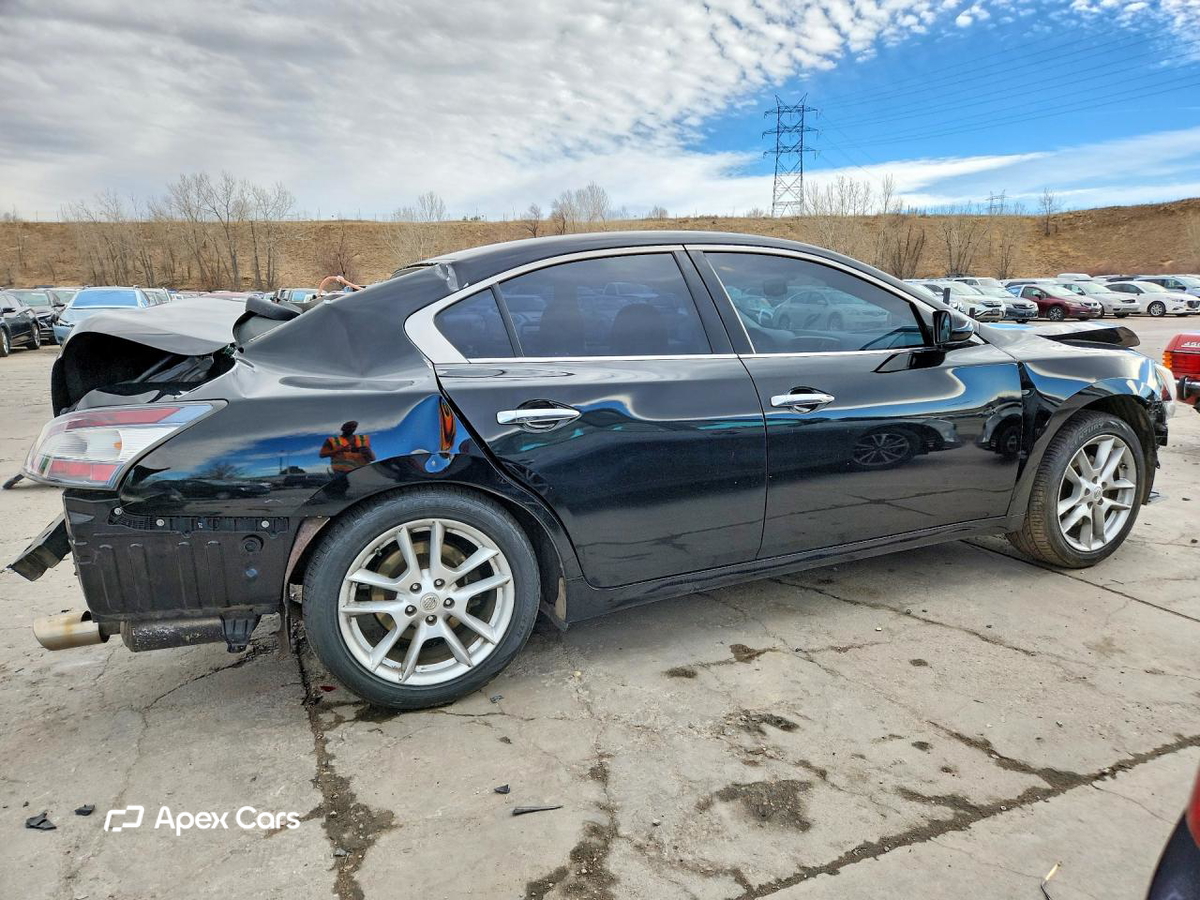 Nissan Maxima 2014