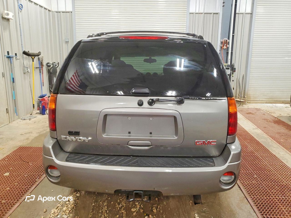 GMC Envoy 2005