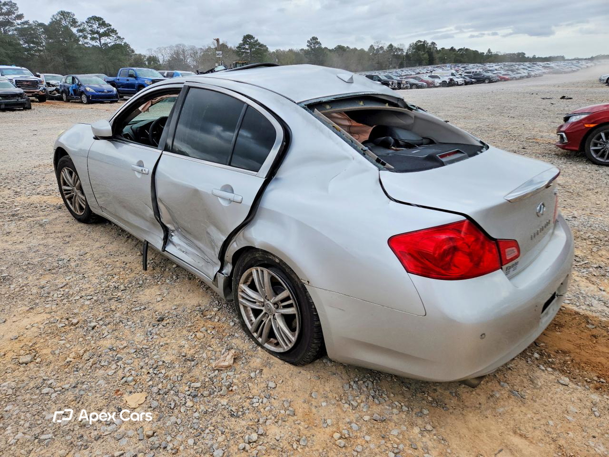 Infiniti G 2012