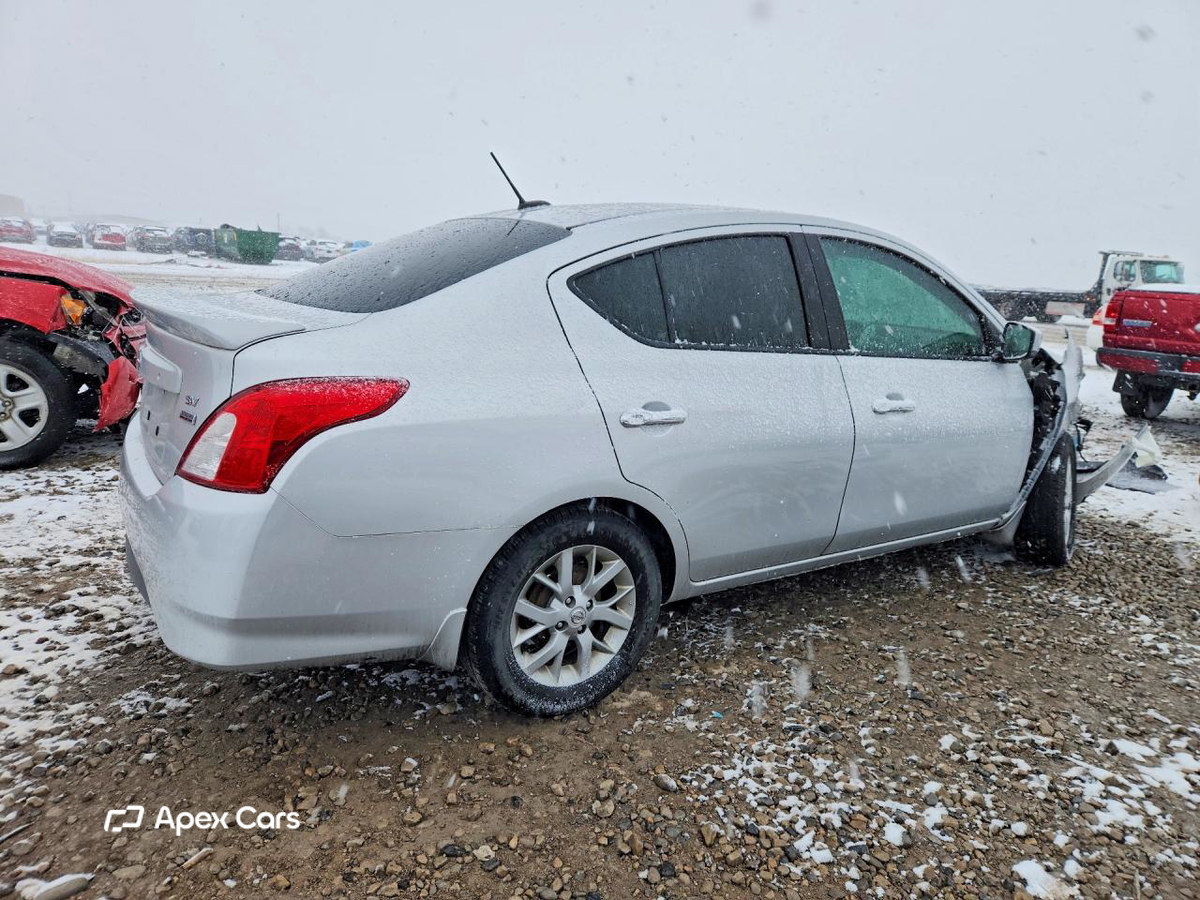 Nissan Versa 2017