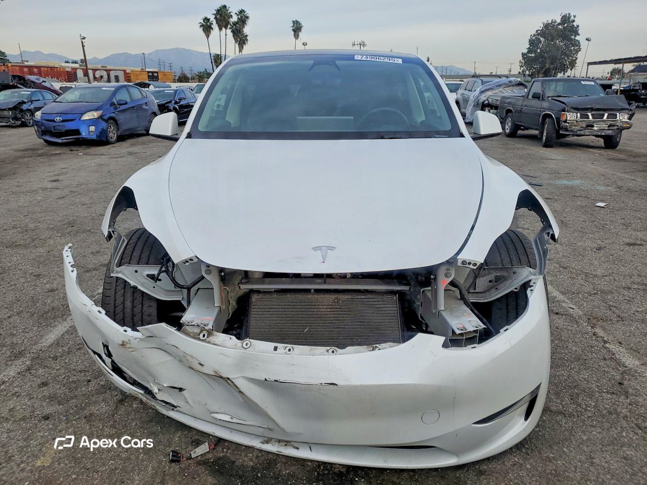 Tesla Model Y 2023