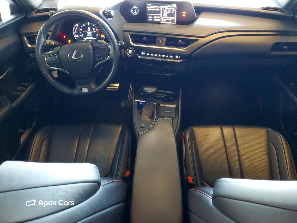 Lexus UX 2019