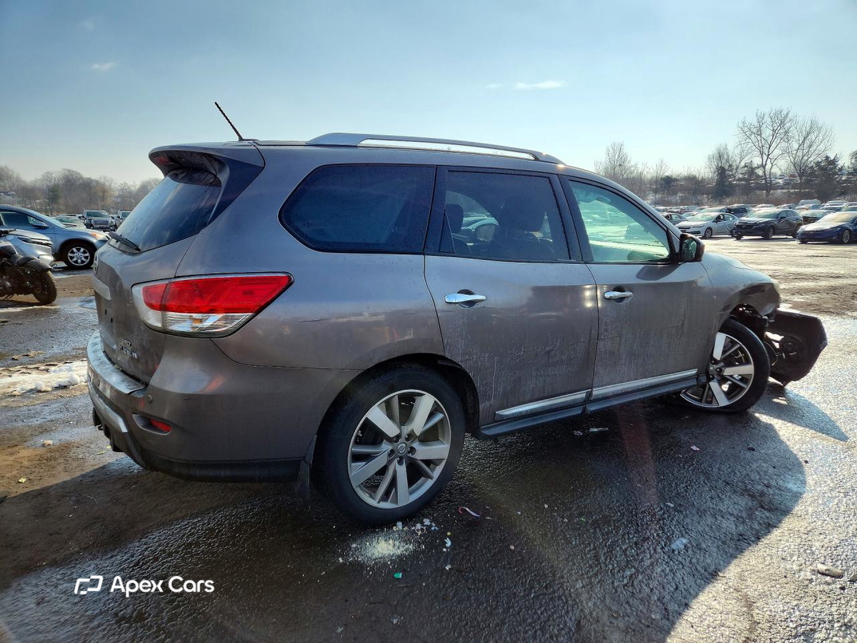 Nissan Pathfinder 2014