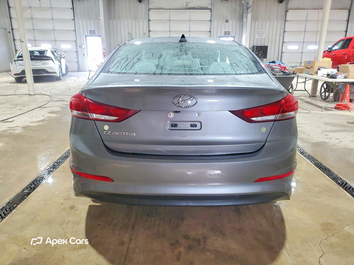 Hyundai Elantra 2018