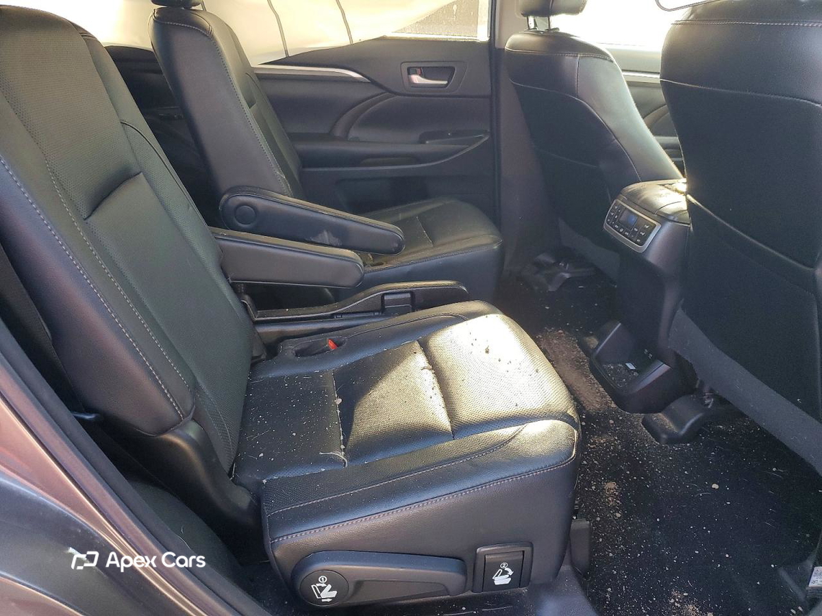 Toyota Highlander 2017