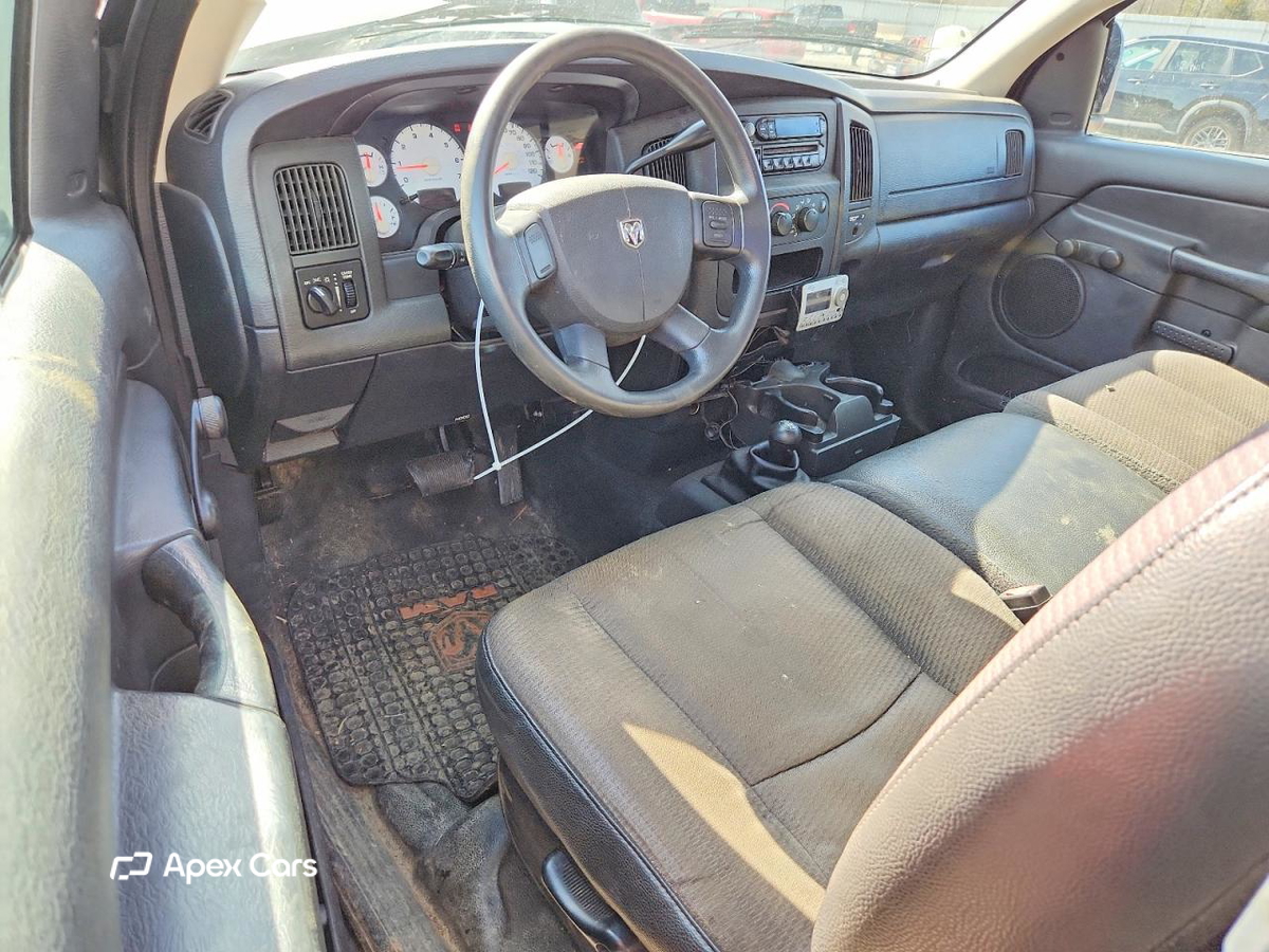 Dodge RAM 2004