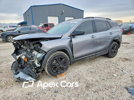 GMC Terrain 2020 - Image 1 of 14