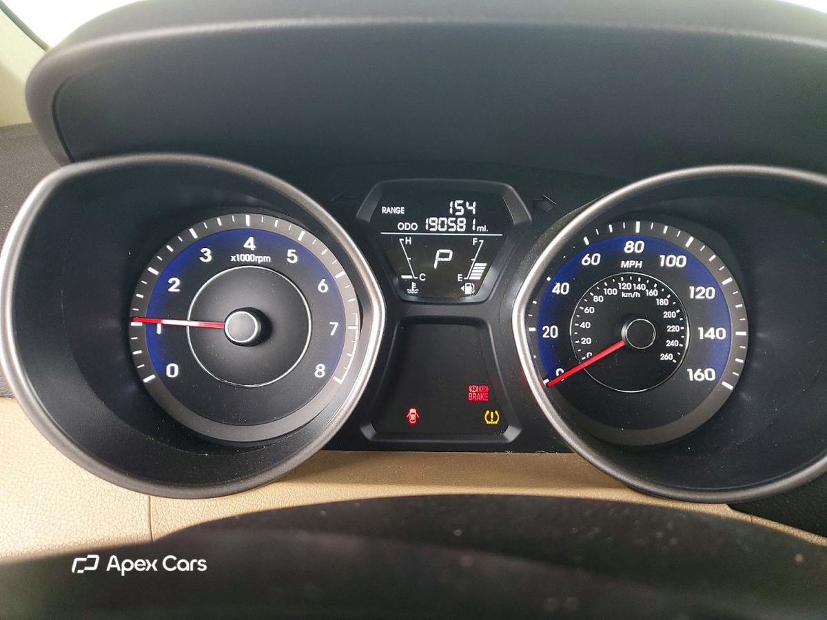 Hyundai Elantra 2013