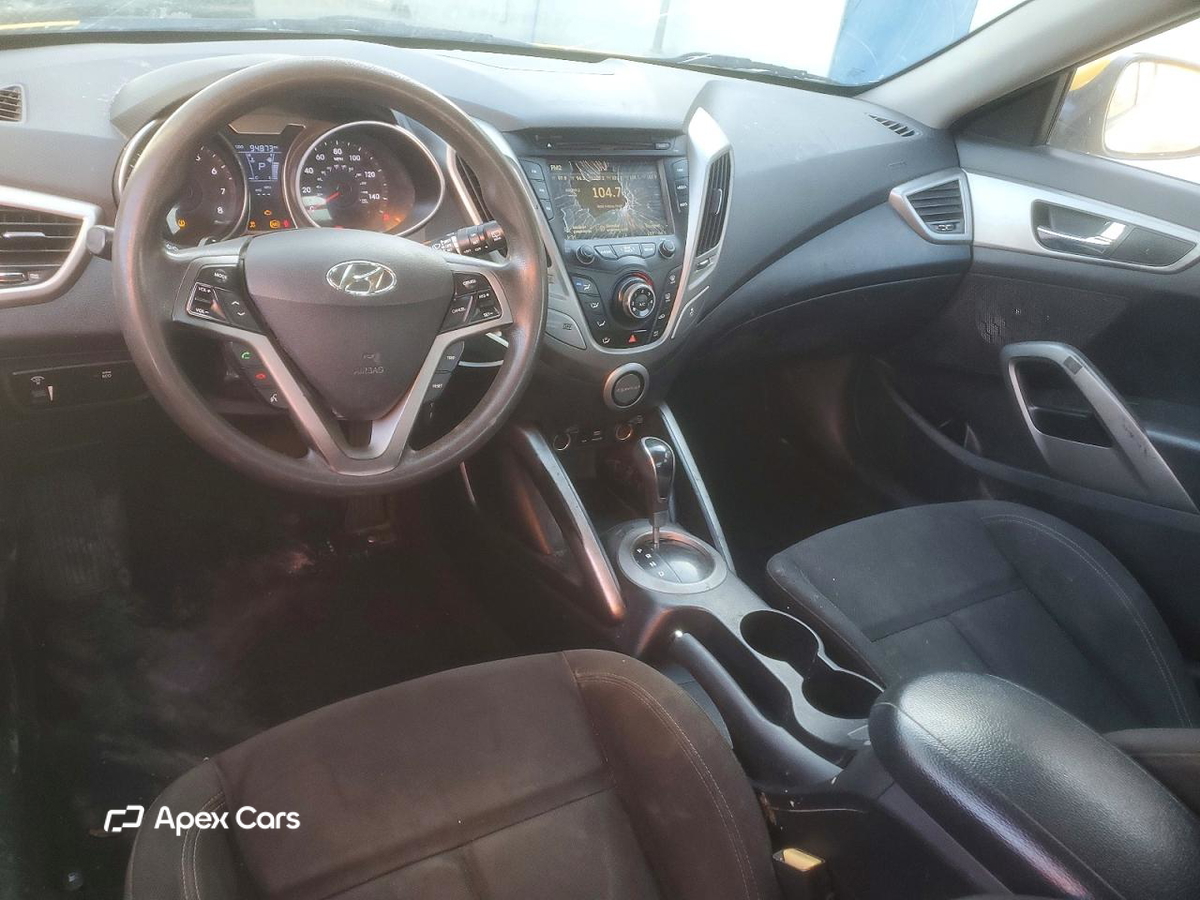 Hyundai Veloster 2015