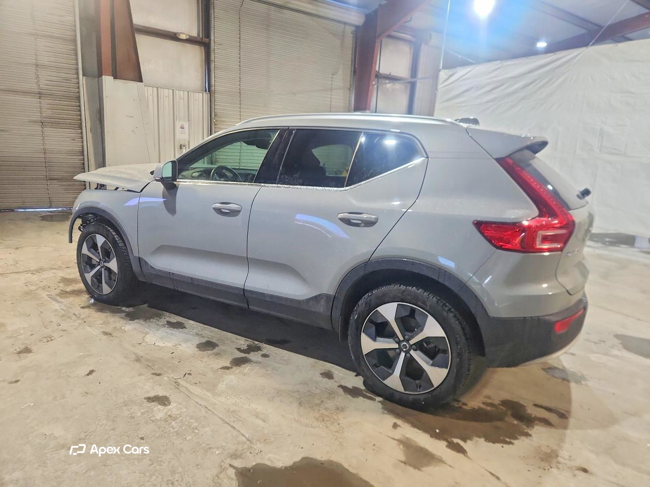 Volvo XC40 2025