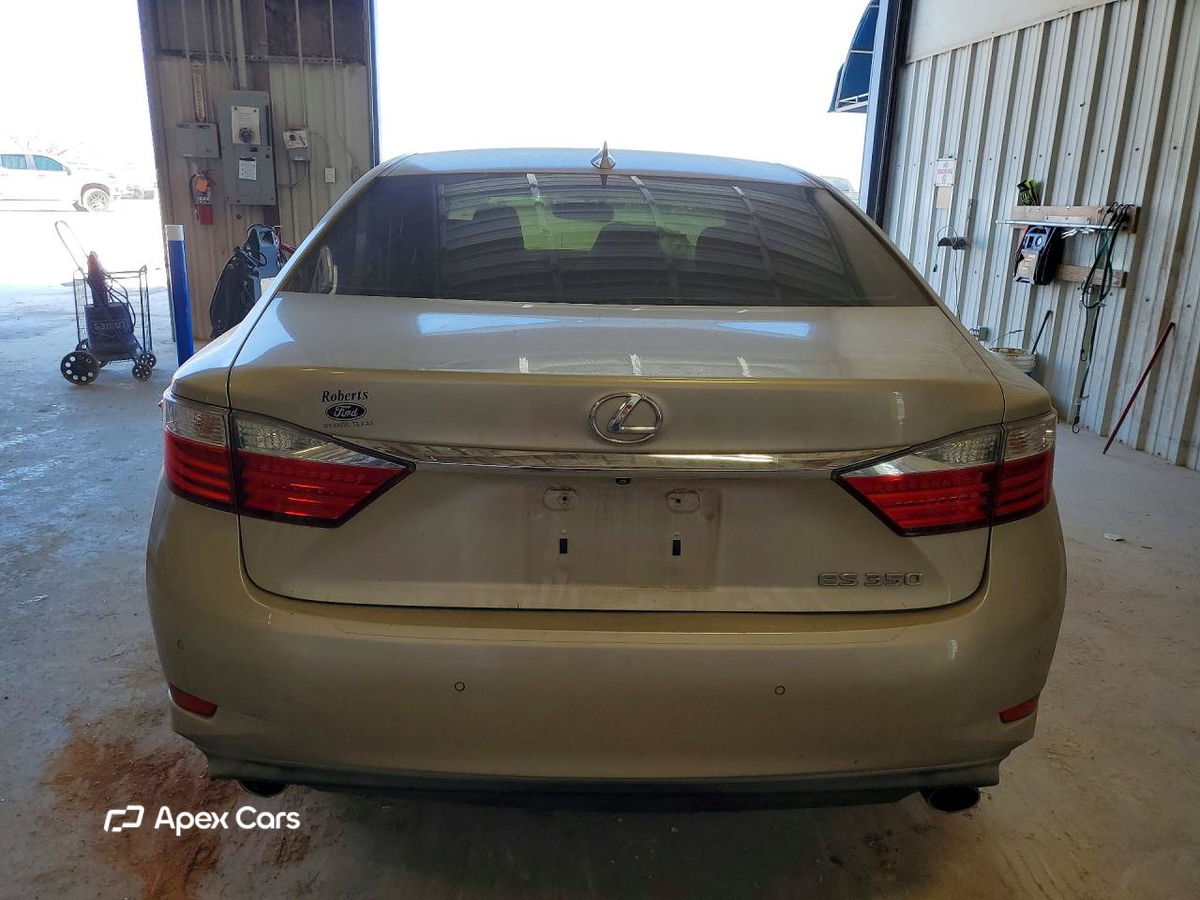Lexus ES 2015