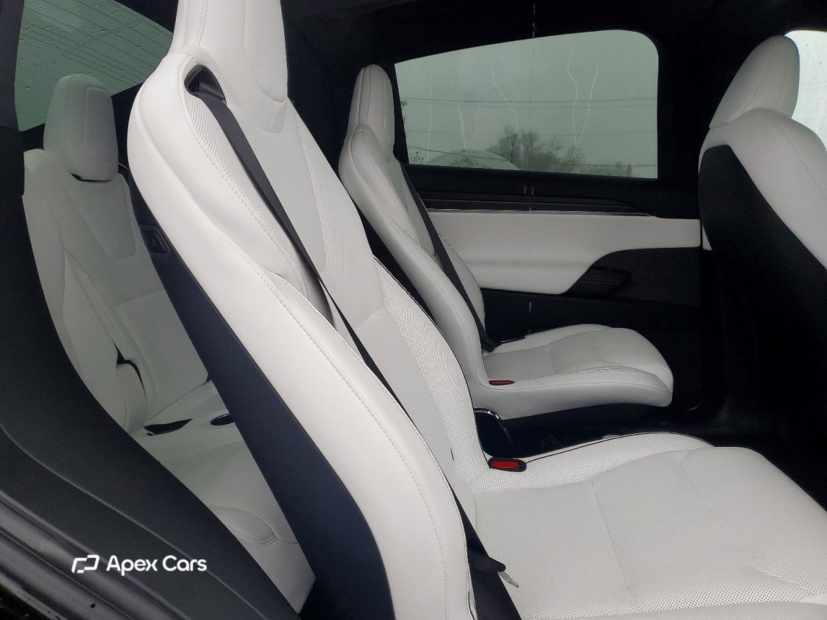 Tesla Model X 2023