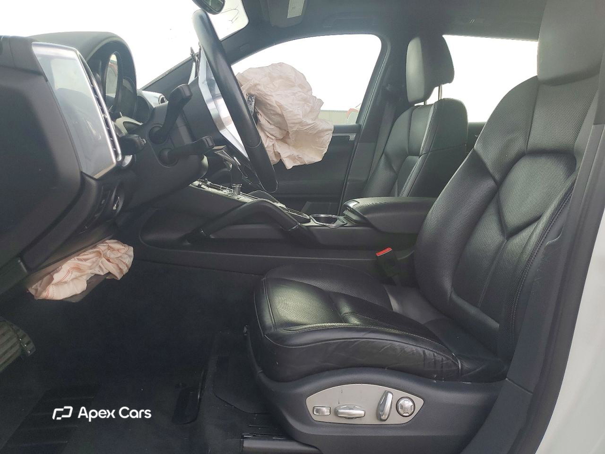 Porsche Cayenne 2016