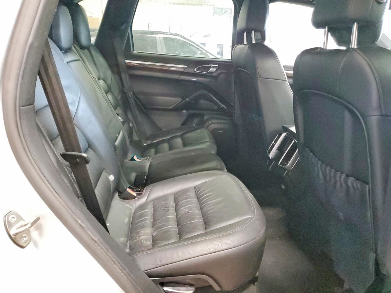 Porsche Cayenne 2011