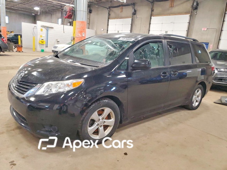 Toyota Sienna 2017 - Image 1 of 14