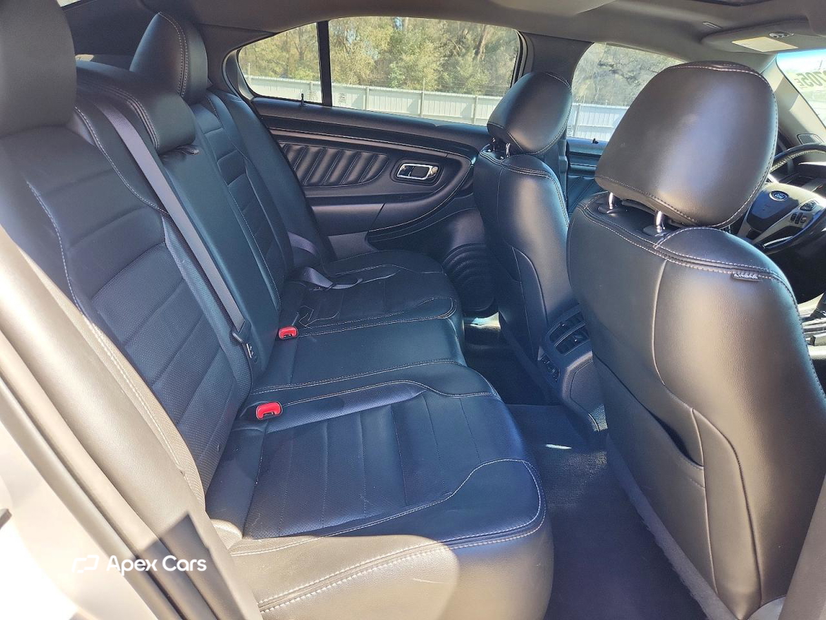 Ford Taurus 2013