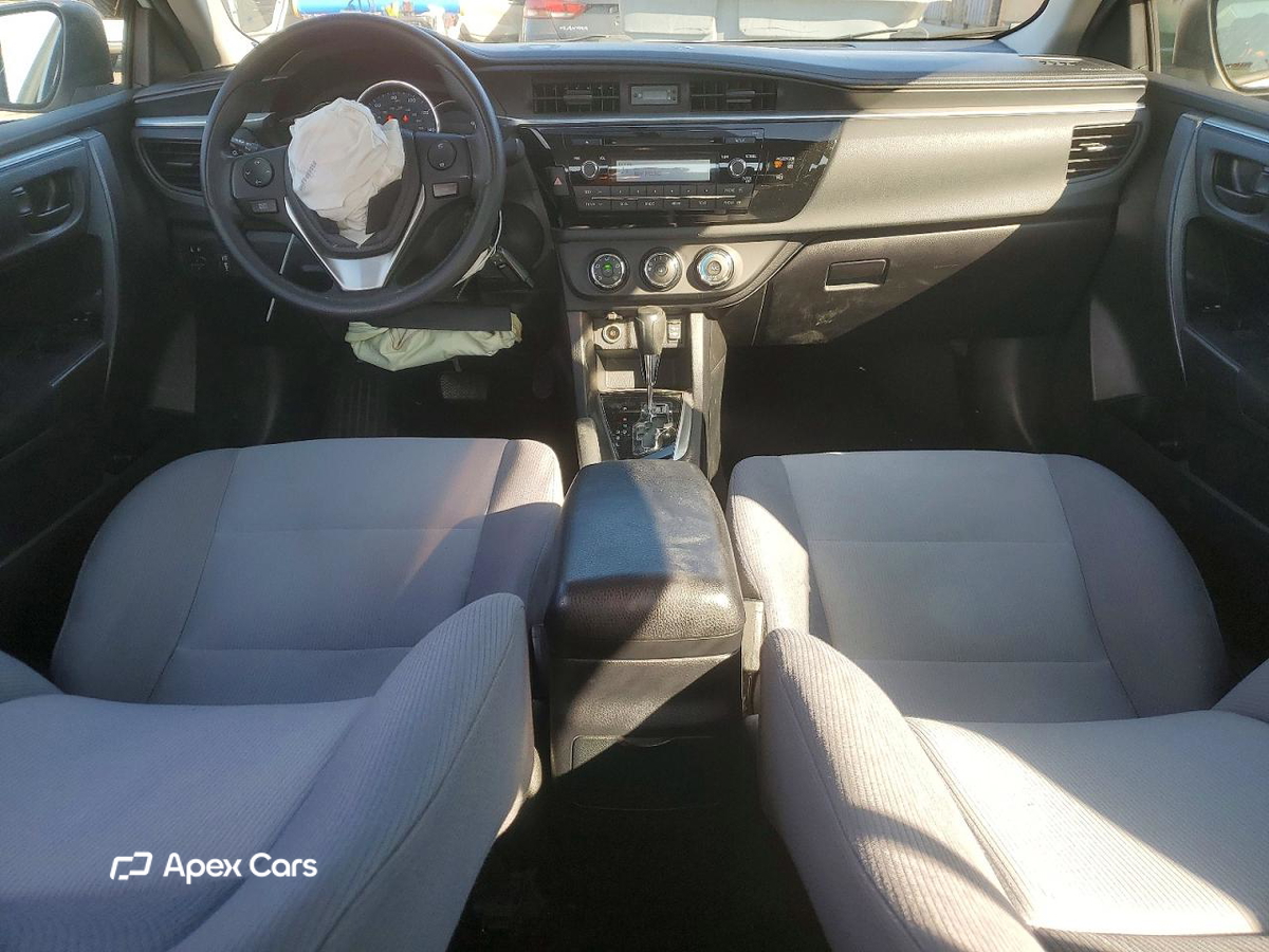 Toyota Corolla 2015