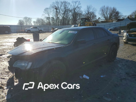 Chrysler 300 2018 - Image 1 of 13