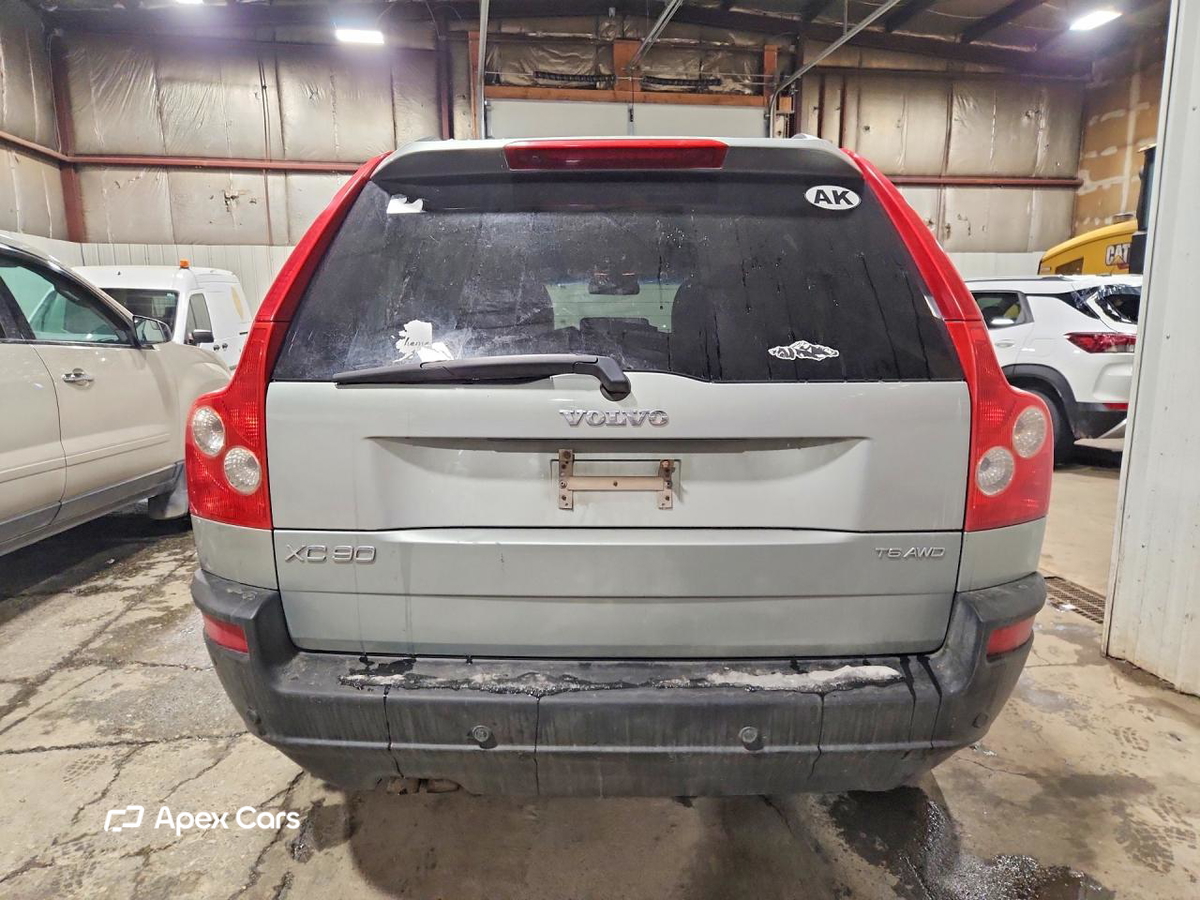 Volvo XC90 2004