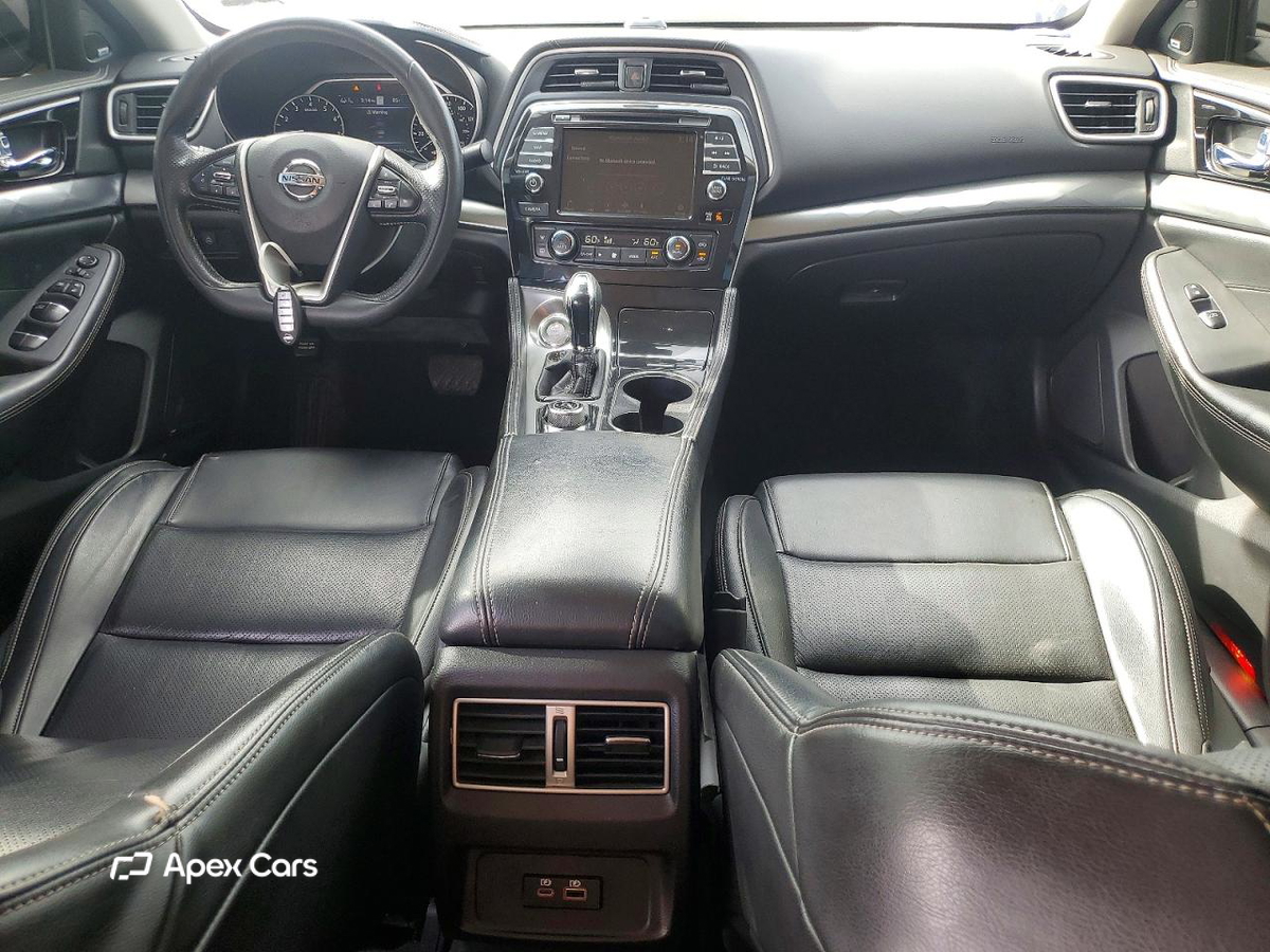 Nissan Maxima 2020