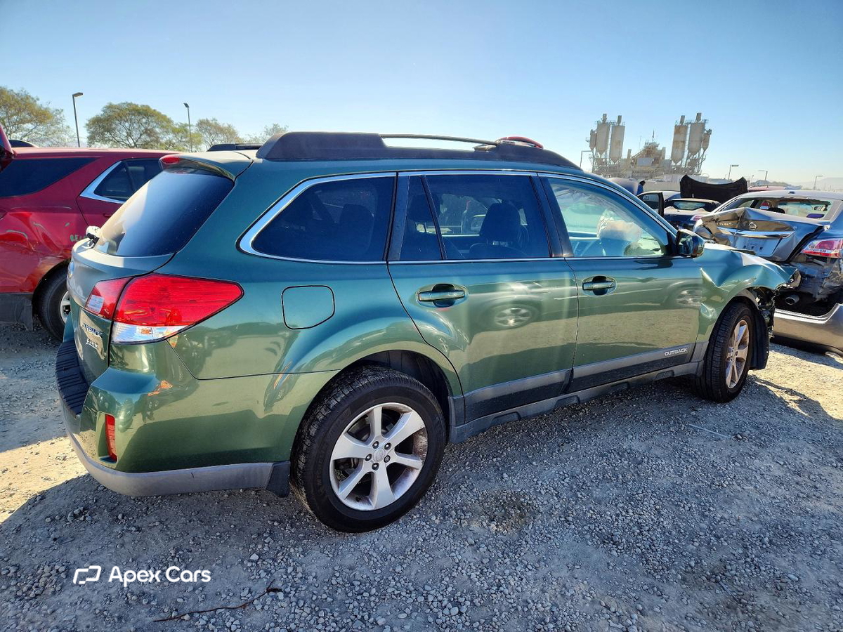 Subaru Outback 2013