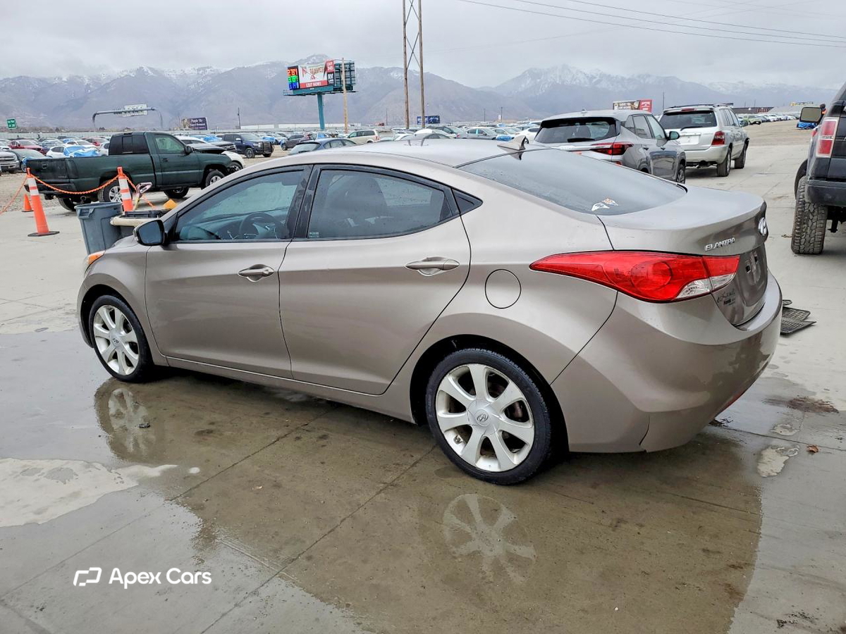 Hyundai Elantra 2011