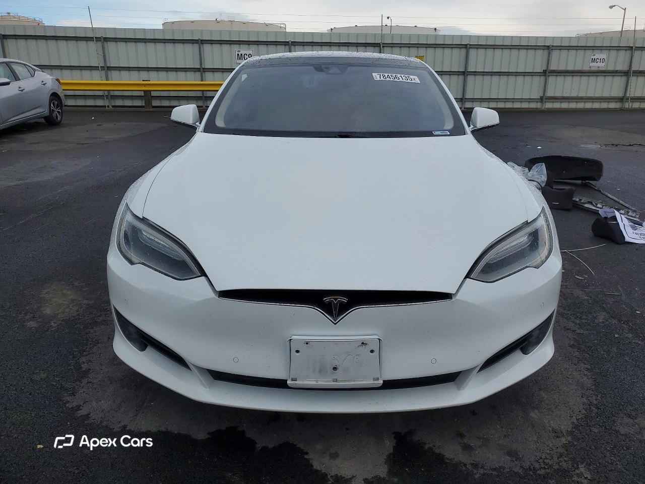 Tesla Model S 2016