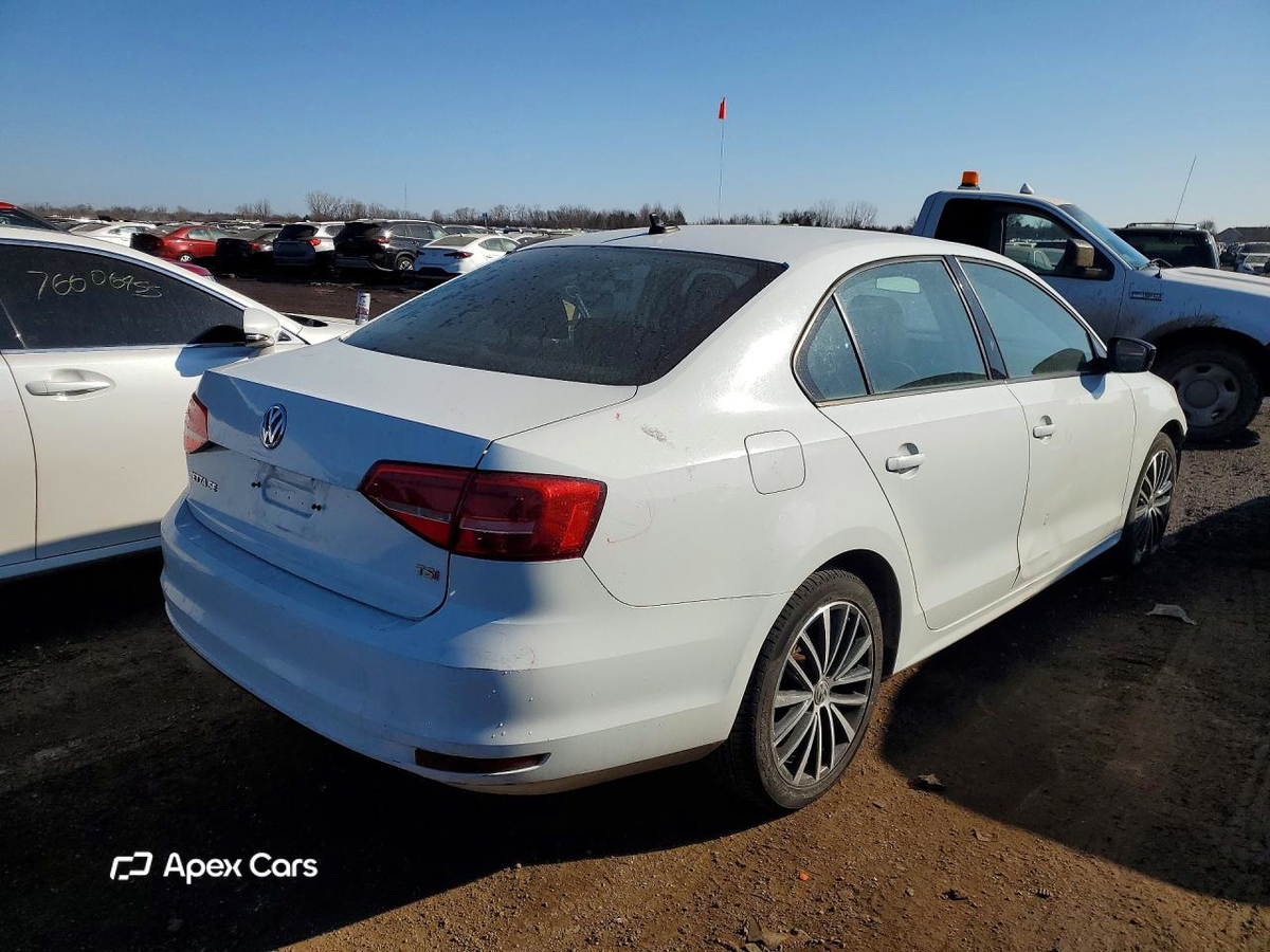 Volkswagen Jetta 2015