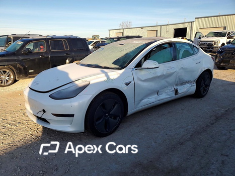 Tesla Model 3 2020 - Image 1 of 12
