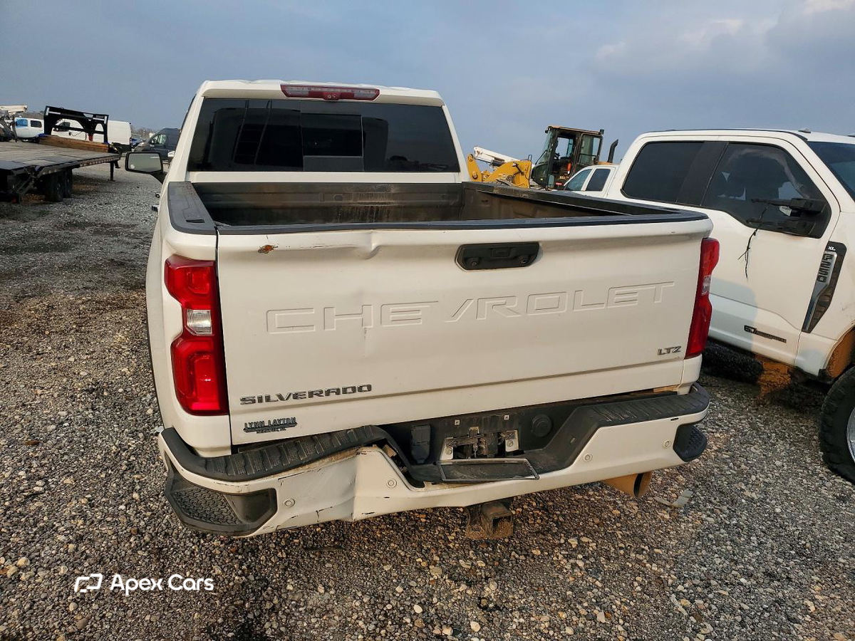 Chevrolet Silverado 2021