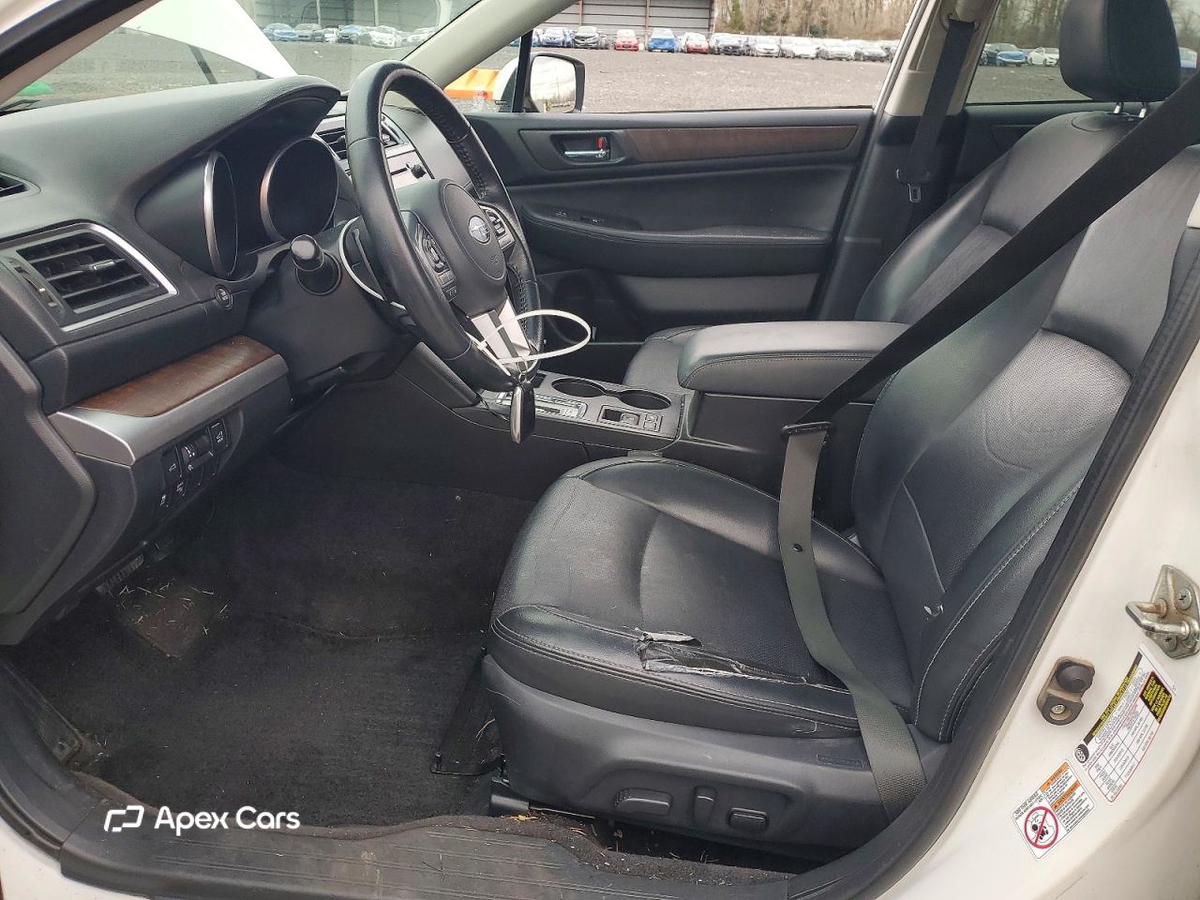 Subaru Legacy 2015
