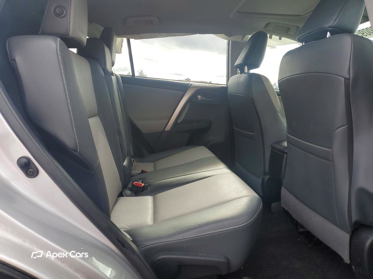 Toyota RAV 4 2015