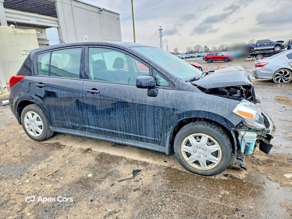 Nissan Versa 2010