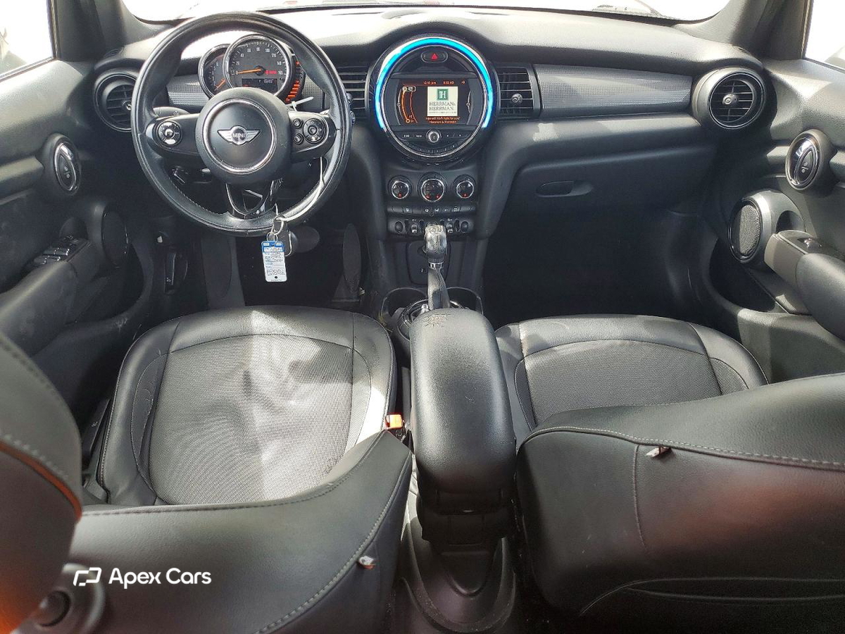 MINI Cooper 2015
