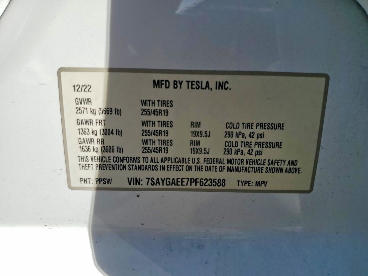 Tesla Model Y 2023