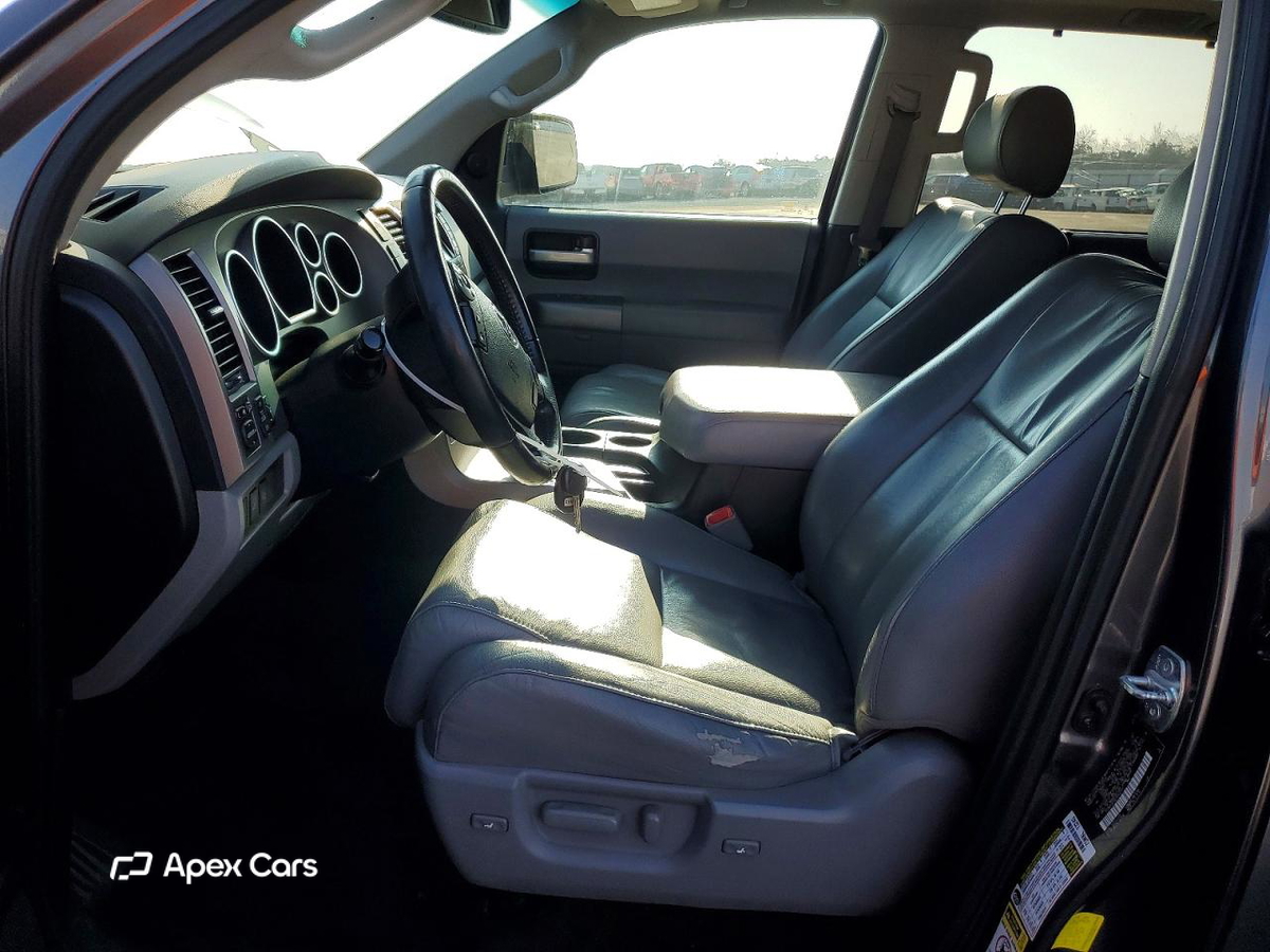 Toyota Sequoia 2012