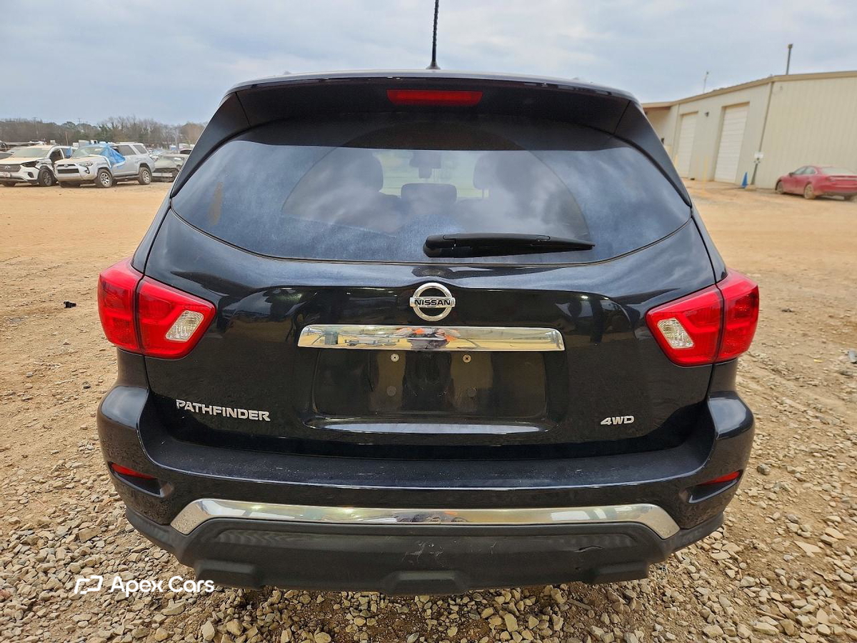 Nissan Pathfinder 2017