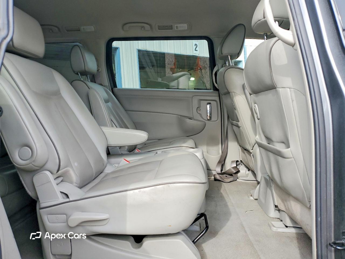 Nissan Quest 2015