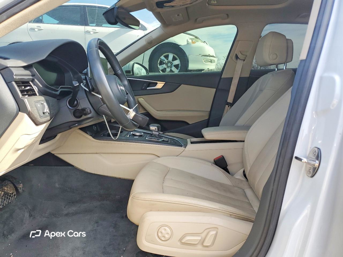 Audi A4 2019