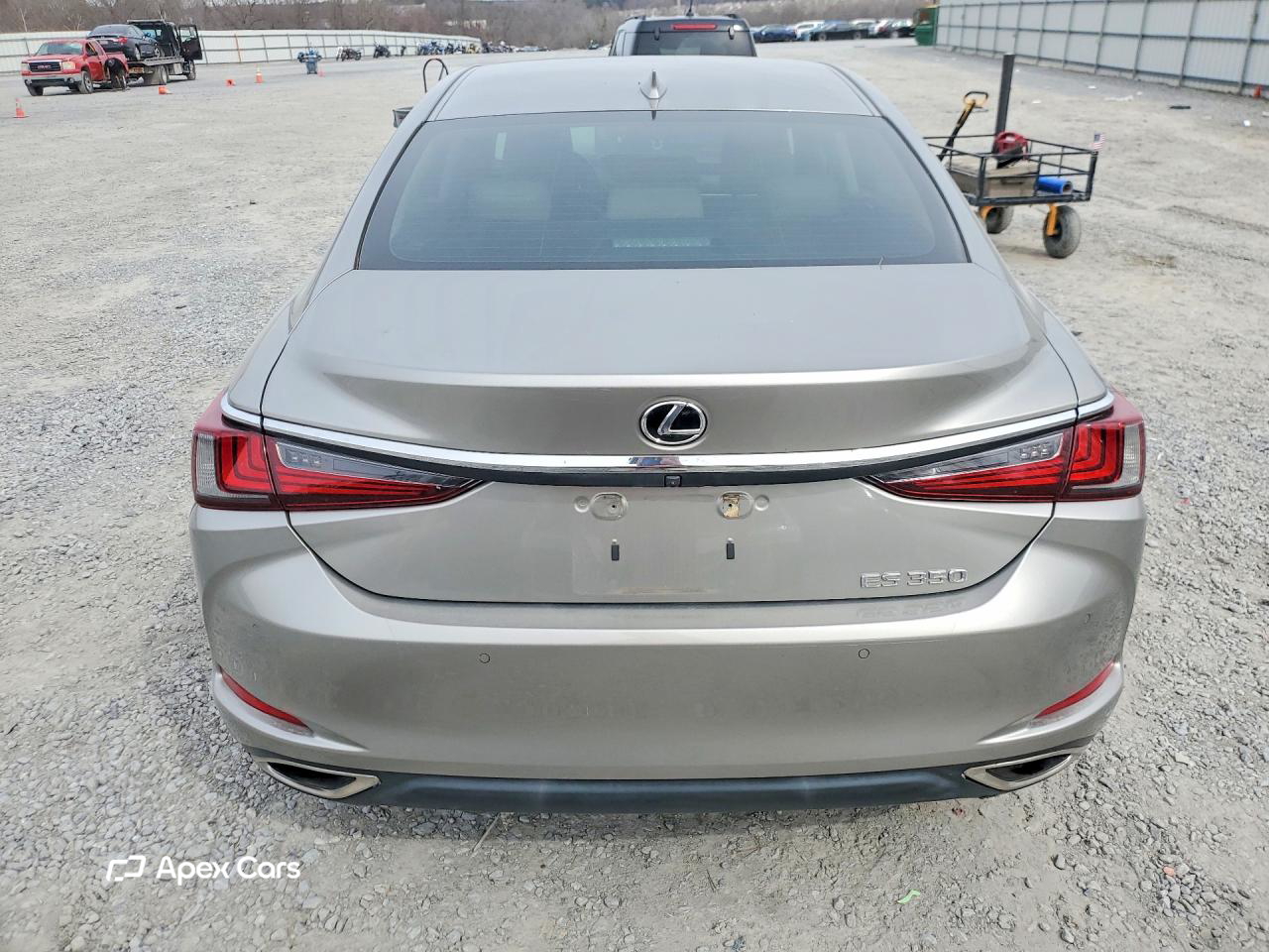 Lexus ES 2020