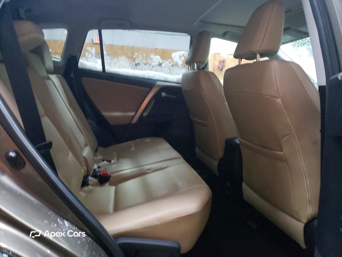 Toyota RAV 4 2015