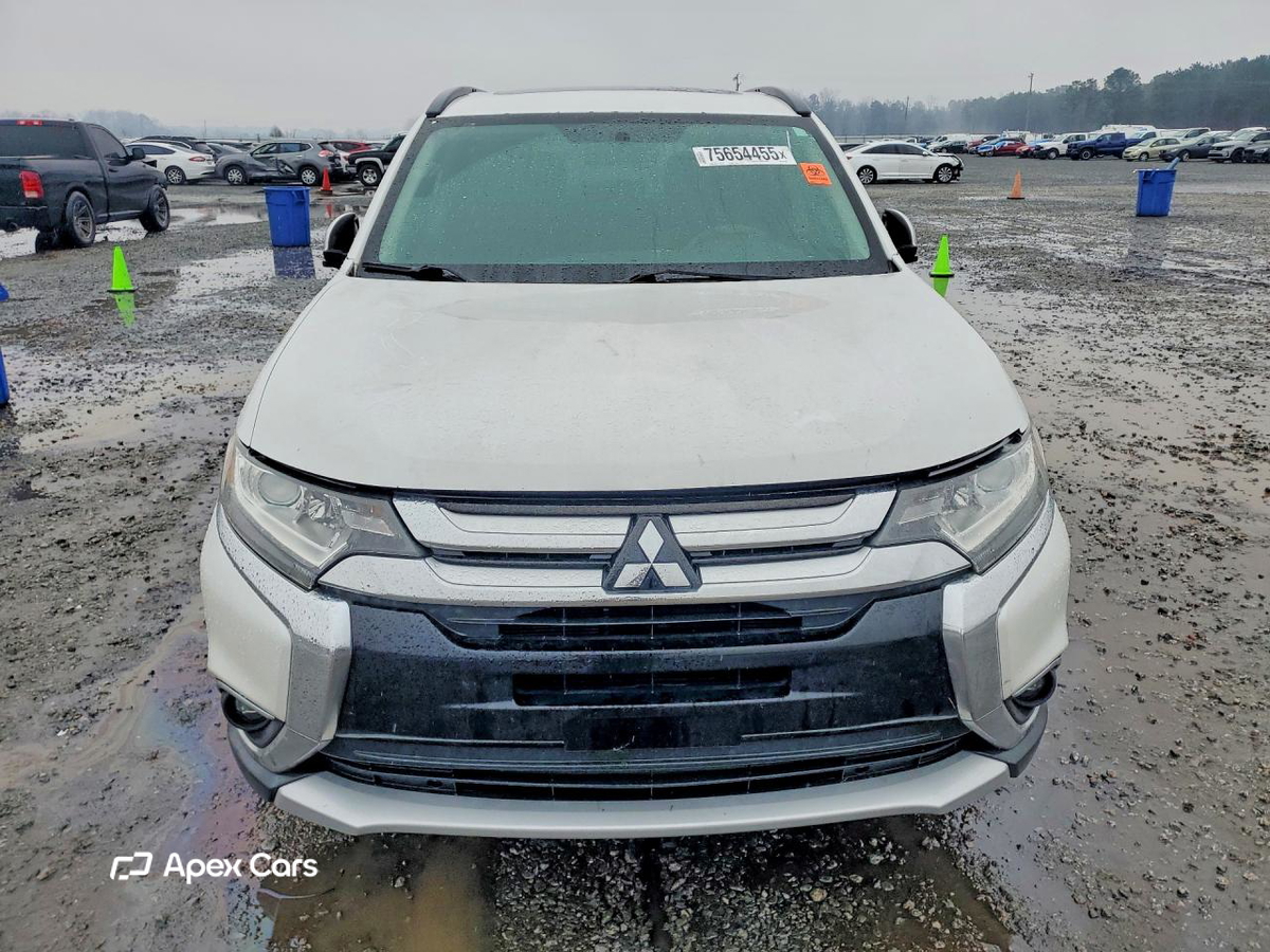 Mitsubishi Outlander 2016
