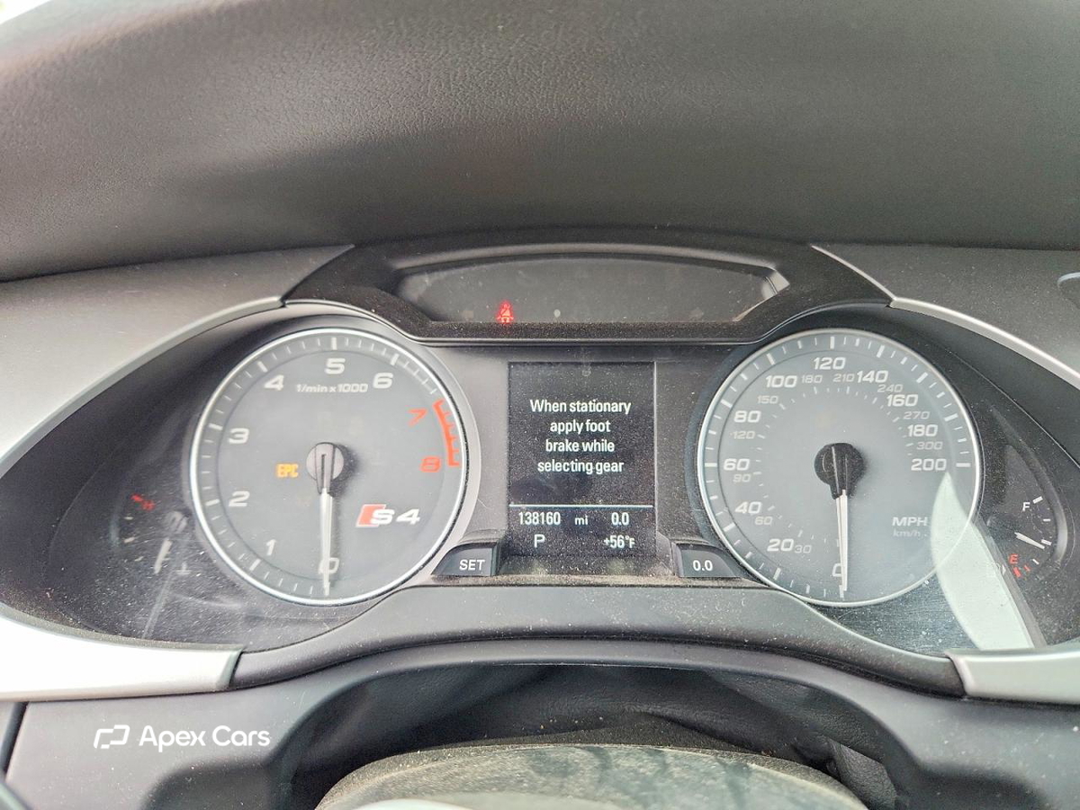 Audi RS4 2011