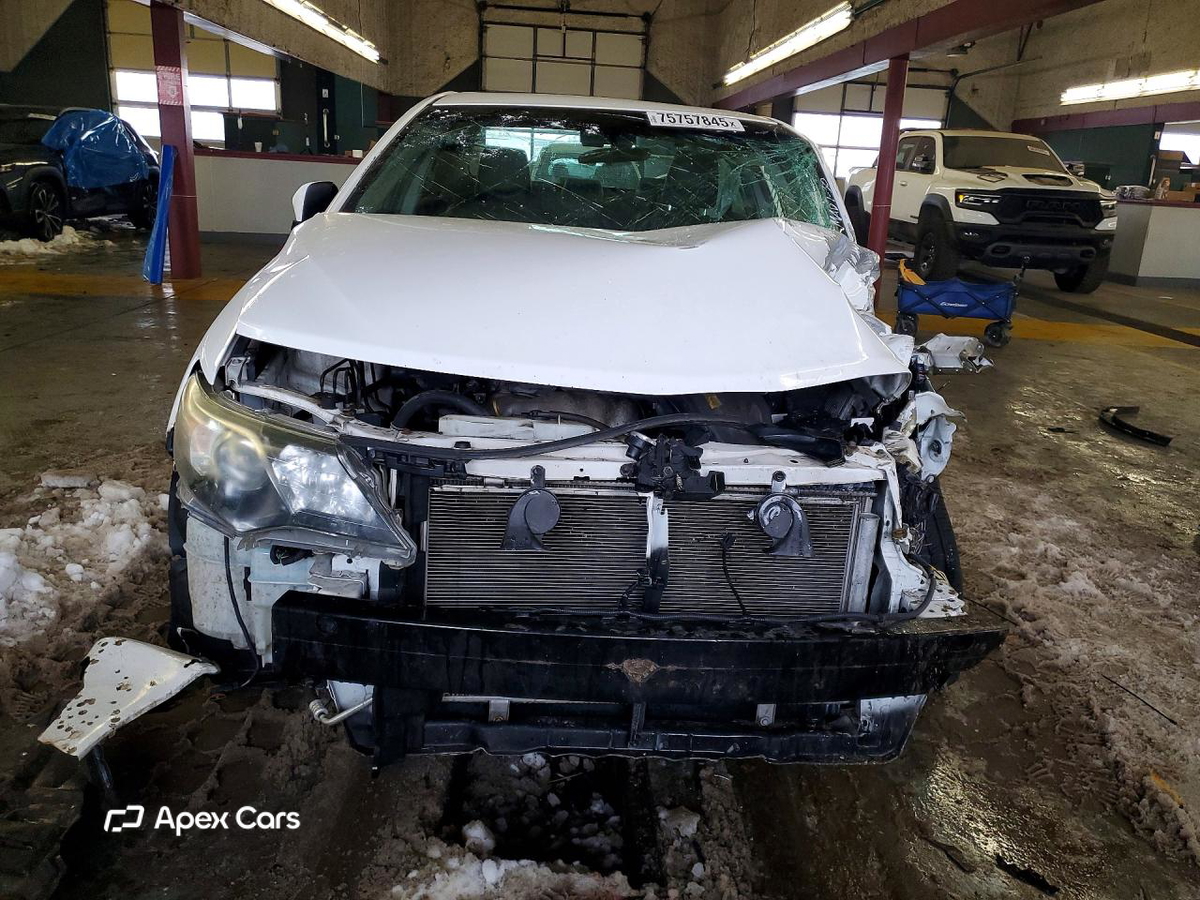 Toyota Camry 2013