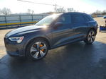 Audi e-tron 2022
