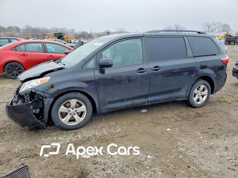 Toyota Sienna 2015 - Image 1 of 15