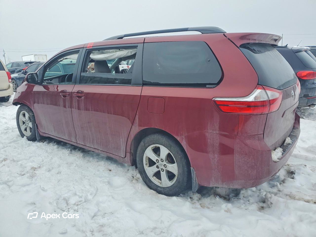 Toyota Sienna 2015