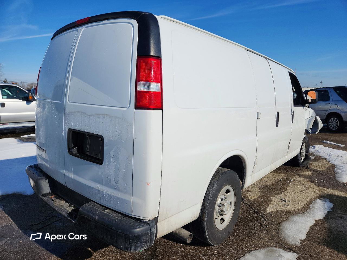 Chevrolet Express 2021
