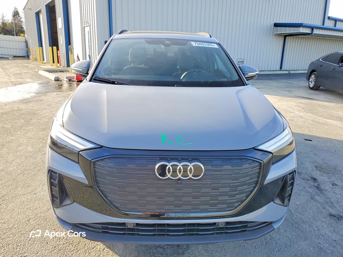 Audi Q4 e-tron 2025