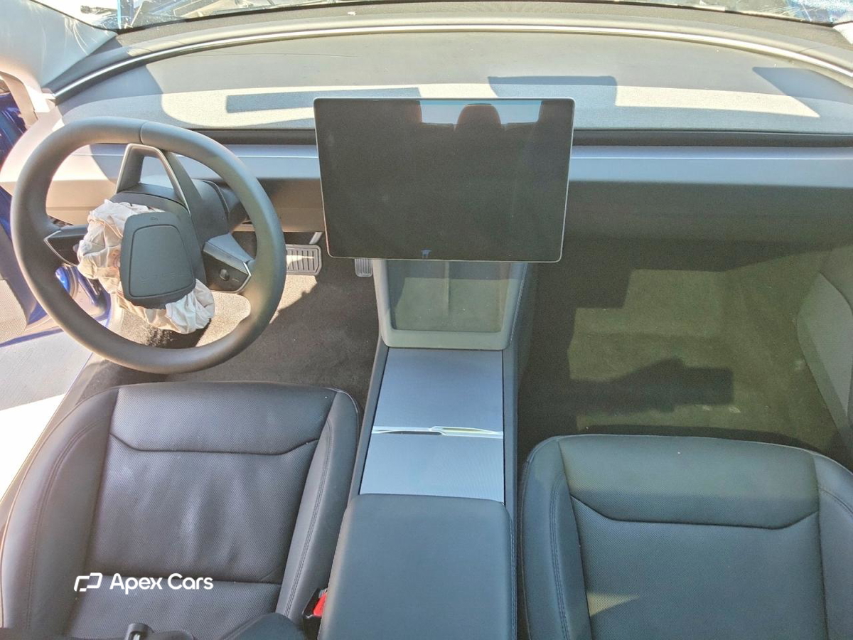 Tesla Model 3 2025